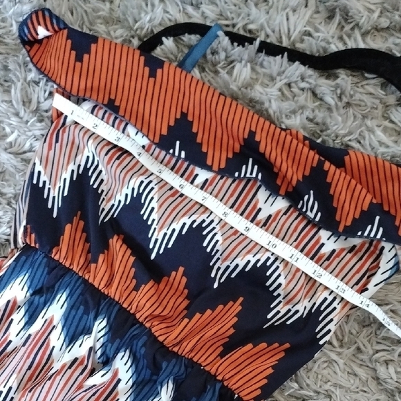 Chevron Patterned Maxi Dress - Picture 8 of 9